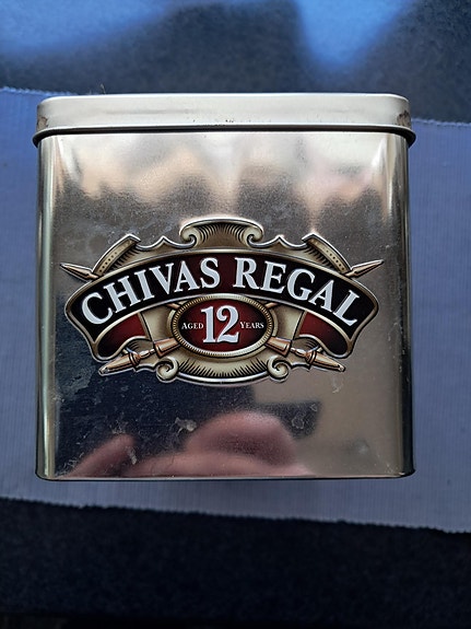 Chivas Regal laatikko