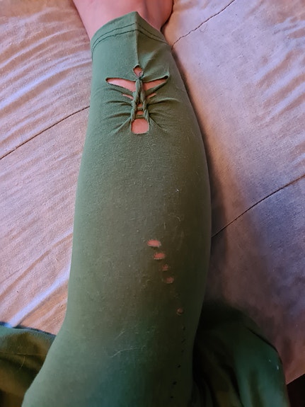 Sudenkorento leggingsit