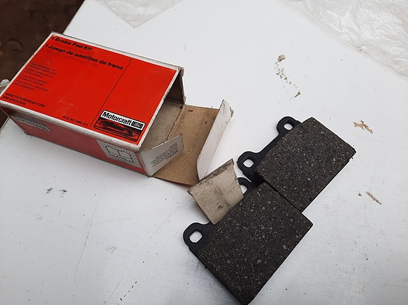 Product image 1 of 4