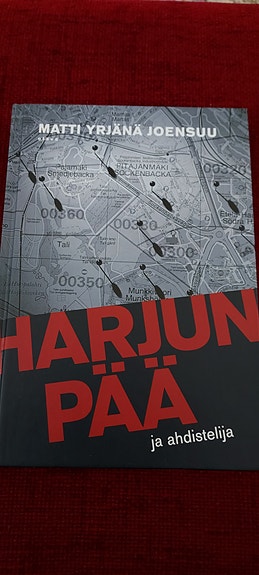 Matti Yrjänä Joensuu, Harjunpää ja ahdistelija