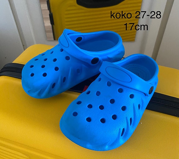 Lasten Crocsit