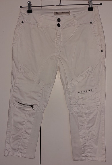 Valkoiset koristeelliset caprihousut 38