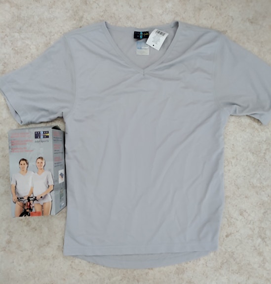 Product image 1 of 3