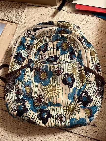 Dakine reppu