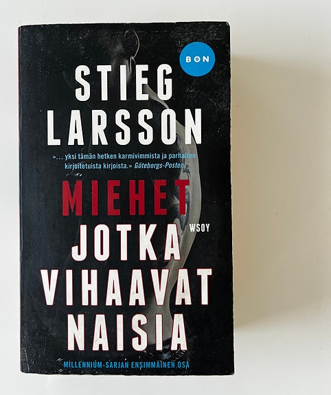 Miehet jotka vihaavat naisia, Stieg Larsson, Millenium I