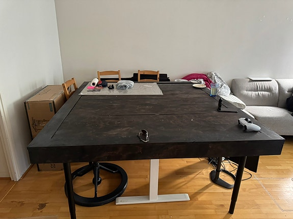 Product image 1 of 3