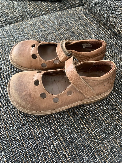Bisgaard nahka sandaalit 29 retro
