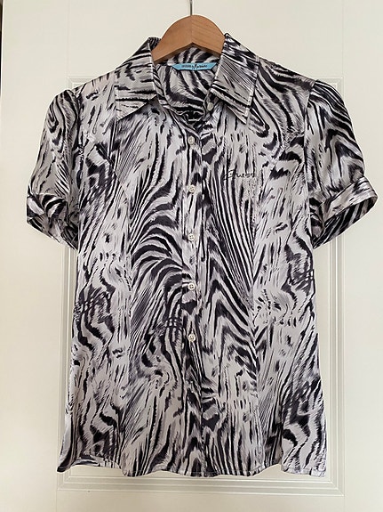 Aitoa Guess silkki paita