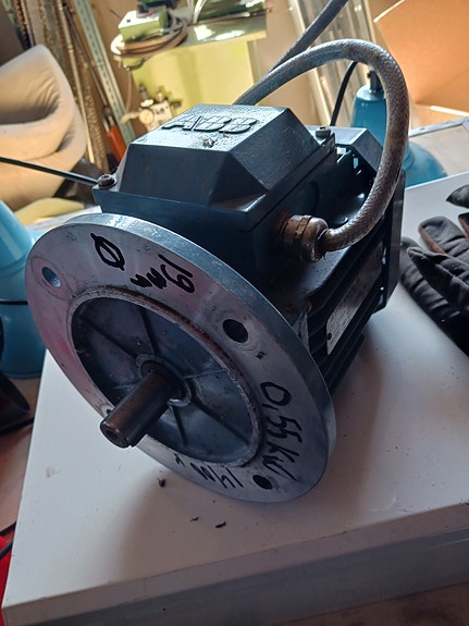 Product image 1 of 3