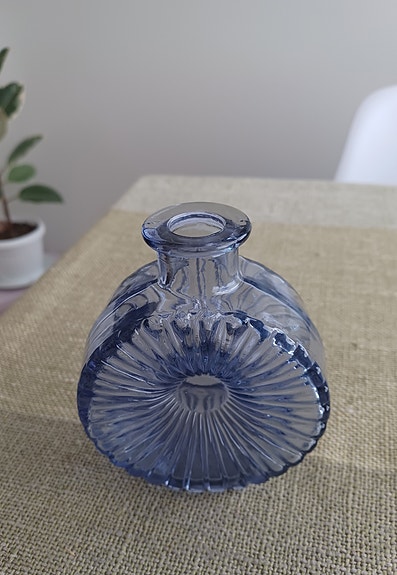 Aurinkopullo, Helena Tynell