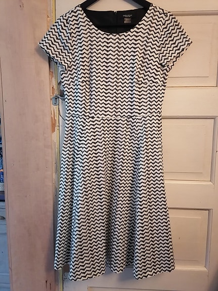 Sara Kelly mekko koko 36 kuin uusi
