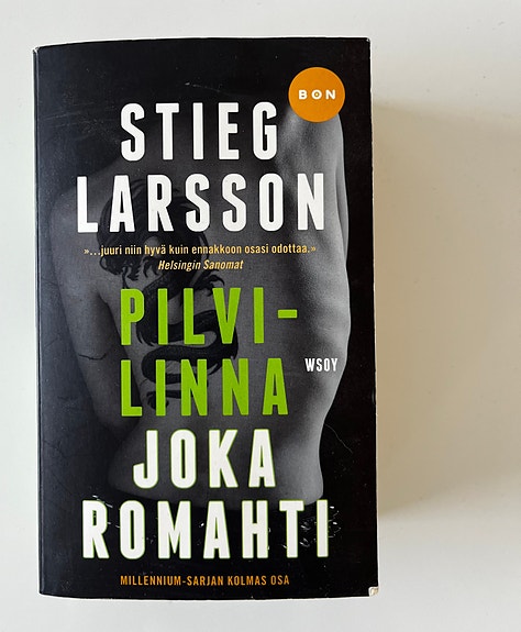 PILVILINNA JOKA ROMAHTI, Stieg Larsson, Millenium III