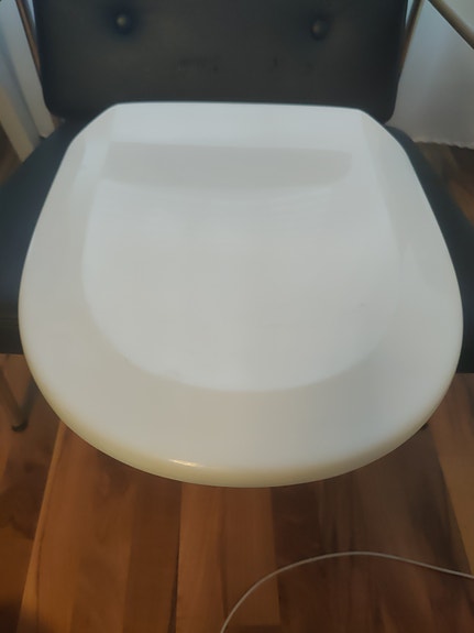 Ido Trevi WC -pöntön kansi