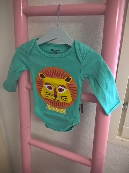 Product image 1 of 4