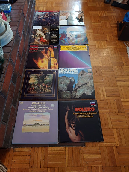 Klassista musiikkia LP-levyjä