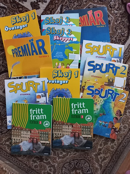 Ruotsin kielen oppikirjoja
