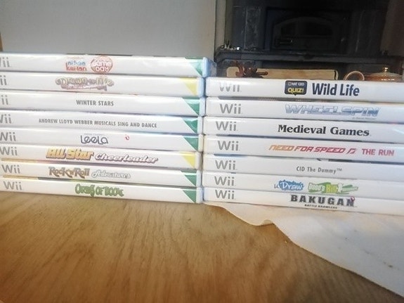Wii-pelejä SINETISSÄ (uusia) - mm. Kai-Lan, NFS, Bakugan"