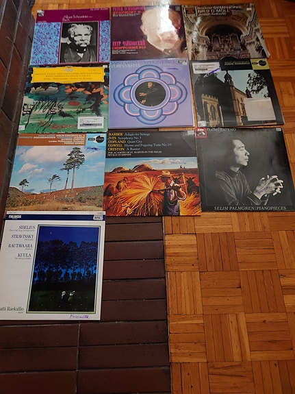 Klassista musiikkia LP-levyjä