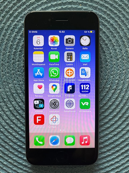Puhelin IPhone 6 S