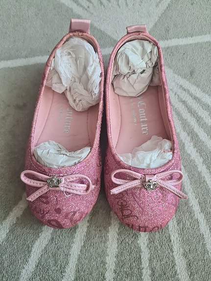 Uudet Juhlakengät Juicy Couture 22