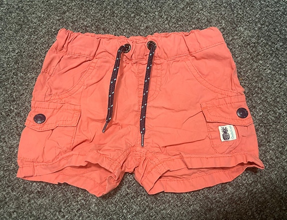 Lyhyet shortsit 80cm