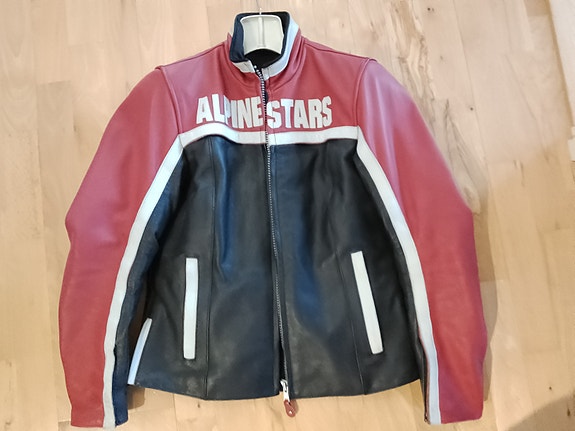 Alpinestars Stella naisten ajotakki ( Barcelona red)