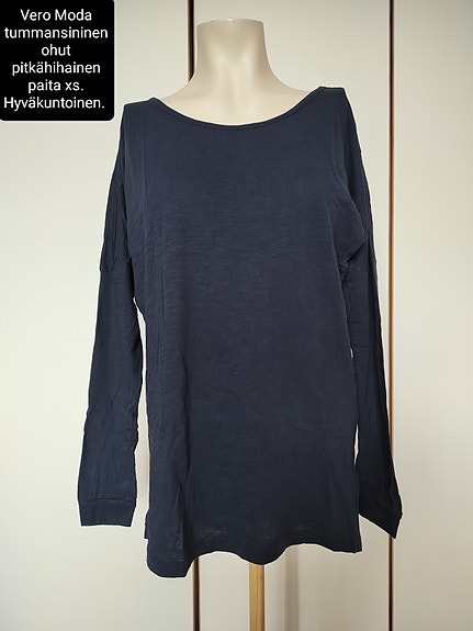 Vero Moda tummansininen pitkähihainen paita xs