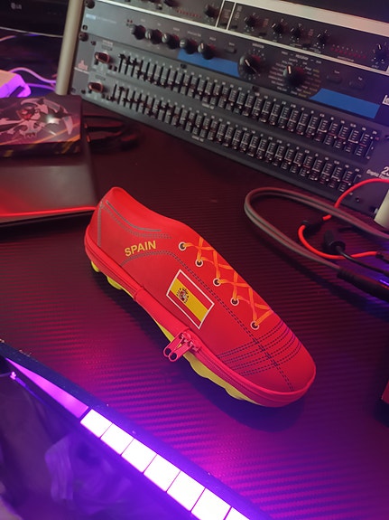 Product image 1 of 3