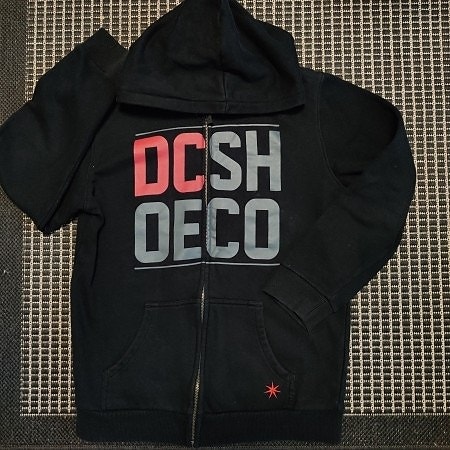 DC Shoes musta huppari L/G n. 160 cm