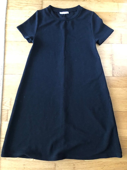 neulottu mekko, koko S, pituus 87, nouto