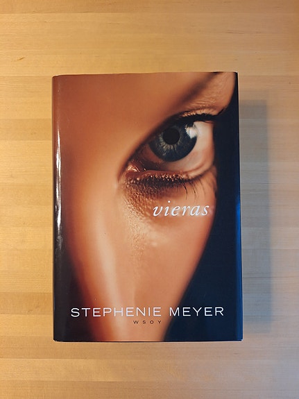 Vieras - Stephenie Meyer