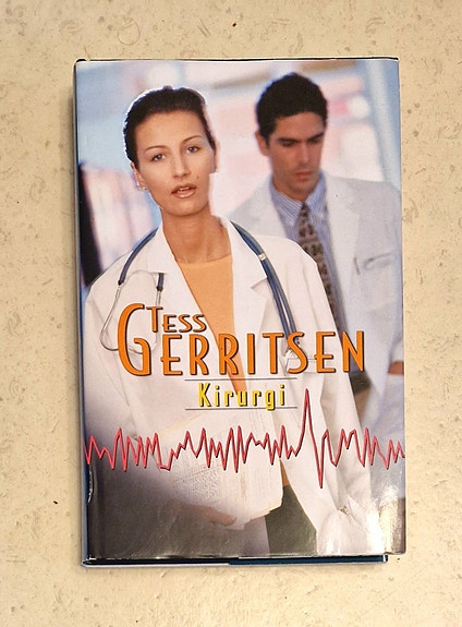 Tess Gerritsen Kirurgi + Synnintekijä