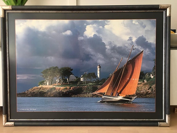 Meriaiheinen taulu, puukehyksin