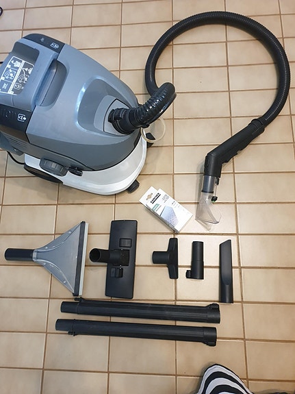 Product image 1 of 2