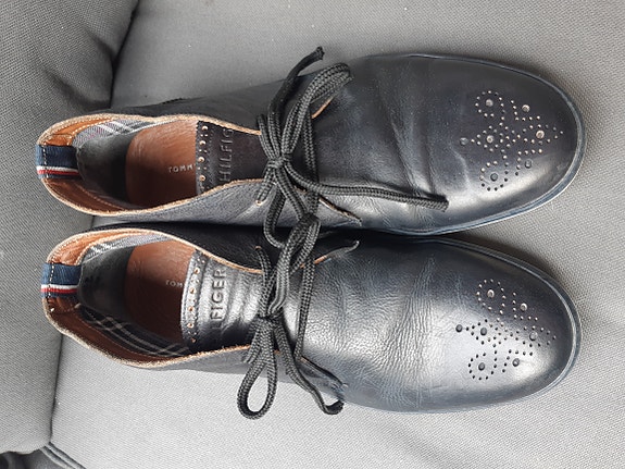 Tommy Hilfiger kengät kokoa 44