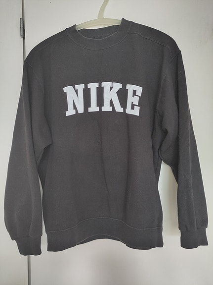 90-luvun Nike Collegepaita