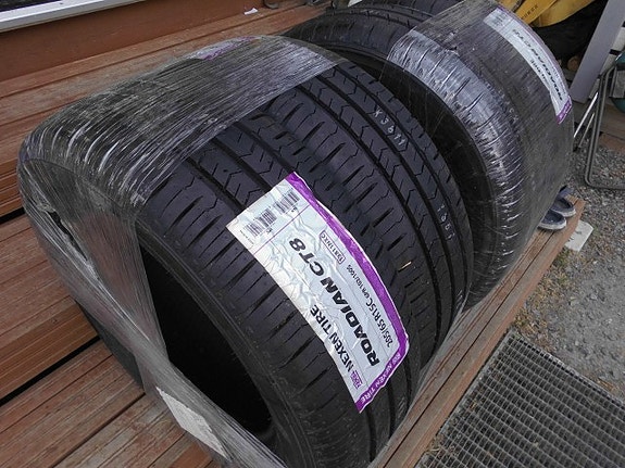 Renkaat Nexen Roadian CT 8.     205/65 R15C