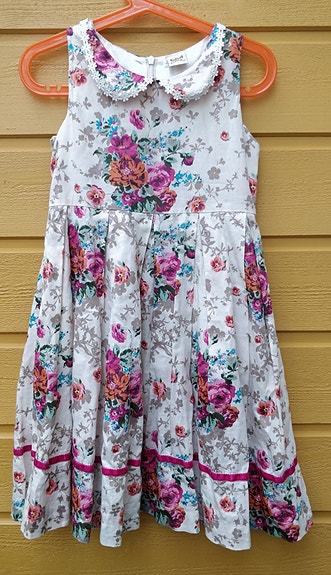110 cm Kinderit juhlamekko