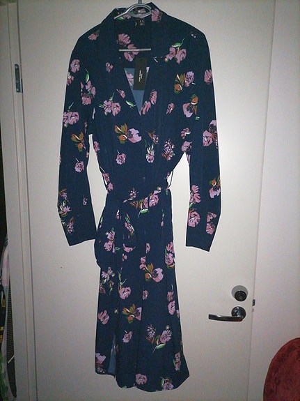 Myynti vero moda curve mekko koko 50