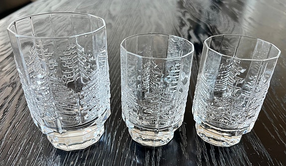 Iittala Kuusi (2046) lasi, 2 kokoa