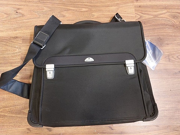 Kannettavan laukku Samsonite
