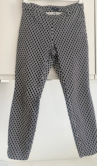 Product image 1 of 8
