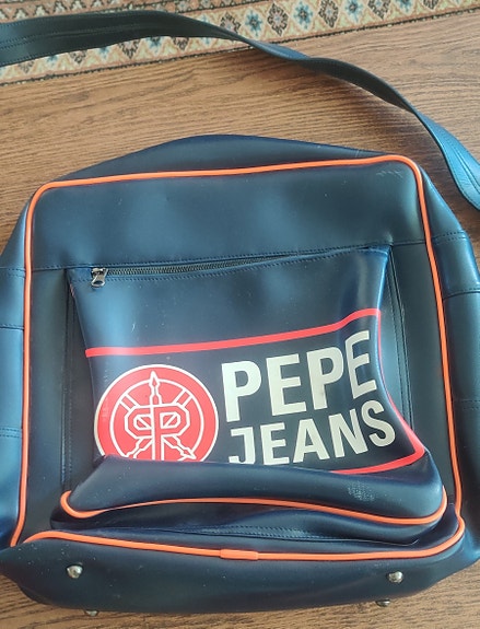 Pepe Jeans olkalaukku