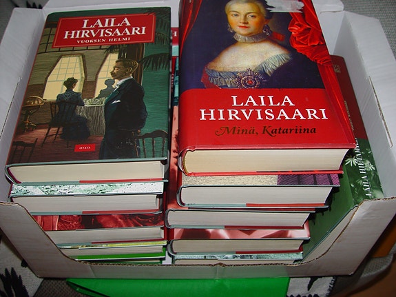 Laila Hietamiehen/Laila Hirvisaaren romaaneja