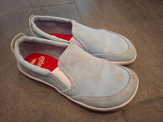 Splay shoes slip on kengät 29