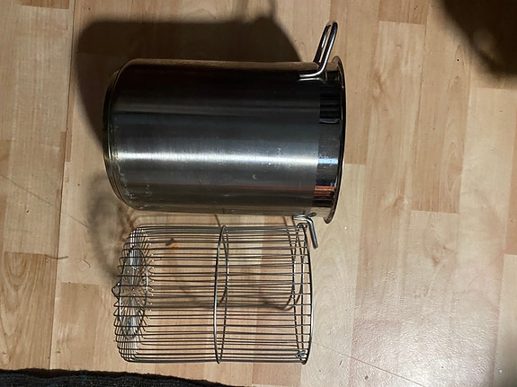Product image 1 of 2