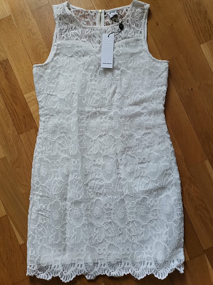 Vero Modan pitsimekko koko 40