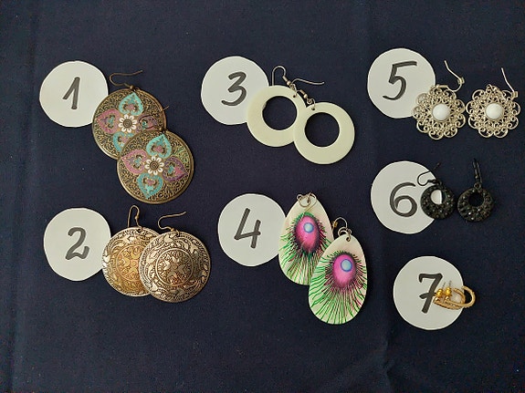 Product image 1 of 2