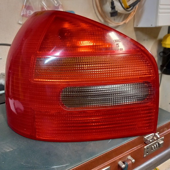 Audi A3 takavalo
