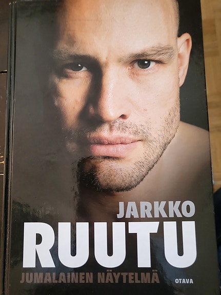 Jarkko Ruutu - Jumalainen näytelmä